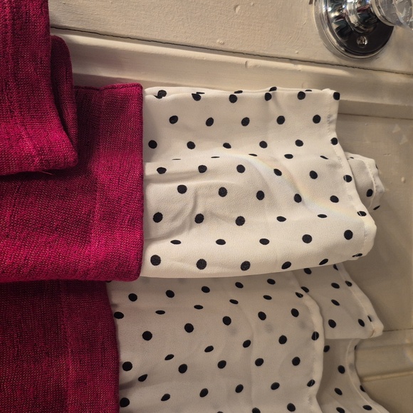 NWOT Van Heusen Top - Picture 2 of 5